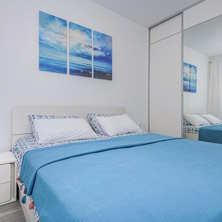 1 Bedroom Beautiful Apartment In บาชกาโวดา ภายนอก รูปภาพ