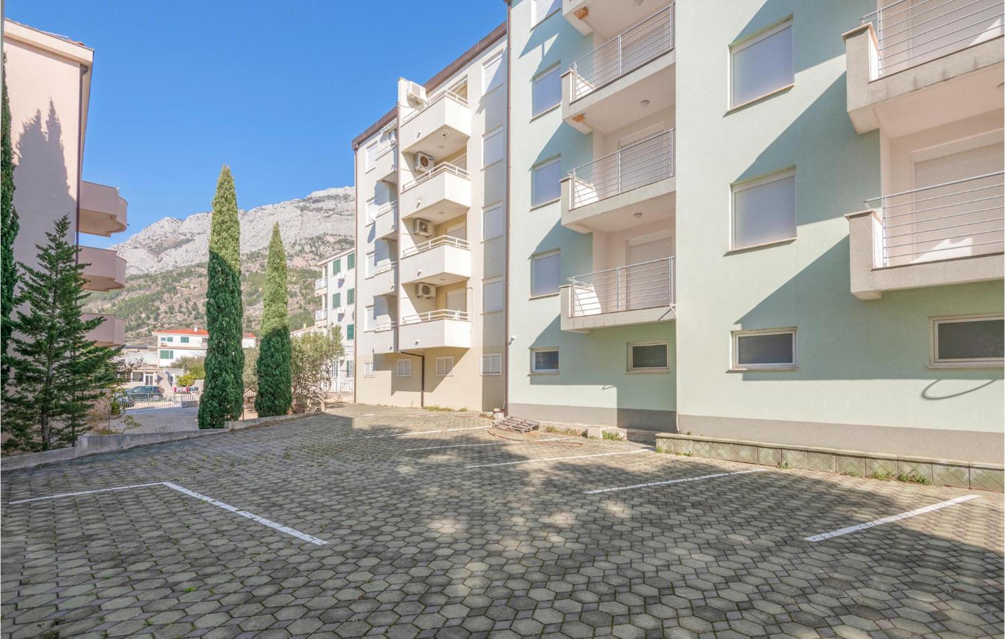 1 Bedroom Beautiful Apartment In บาชกาโวดา ภายนอก รูปภาพ